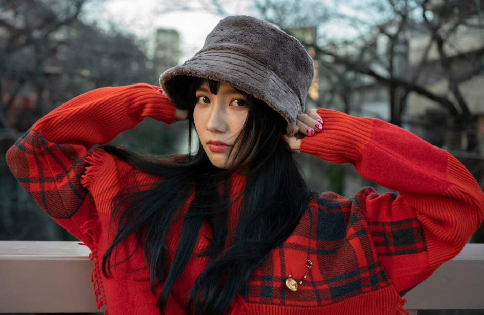velvet-bucket-hats Velvet Bucket Hats