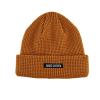 Berretti con risvolto in maglia waffle marrone con etichetta tessuta KN2103121