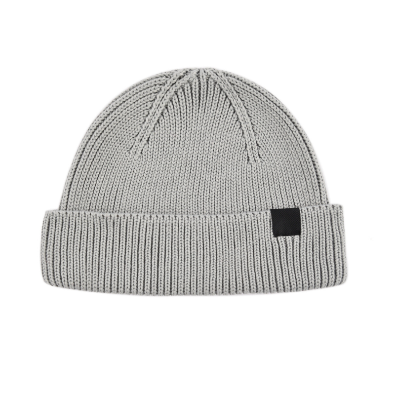 Berretti con risvolto in maglia con etichetta tessuta in rPET grigio 100% PB-FA0005