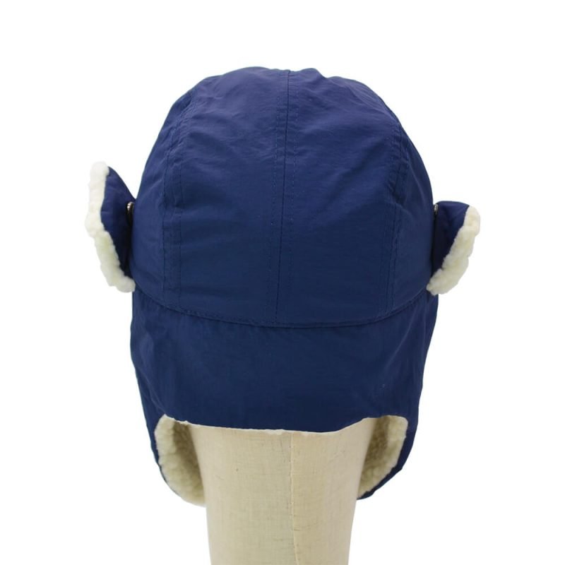 Maßgefertigte wasserdichte Winter-Trapper-Mütze mit Ohrenklappen aus Nylon