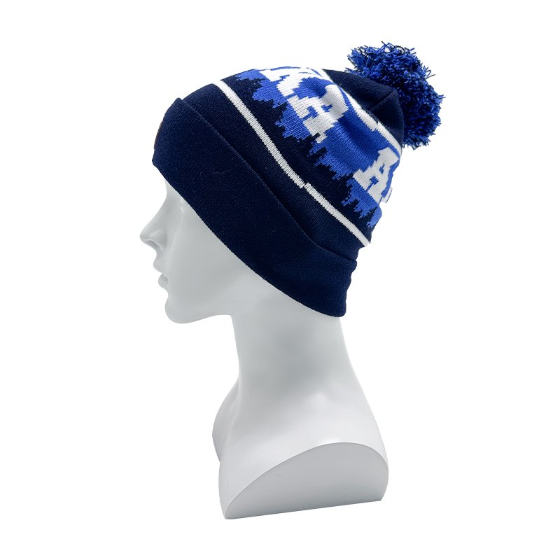 Bonnet à pompon en tricot jacquard avec logo brodé personnalisé